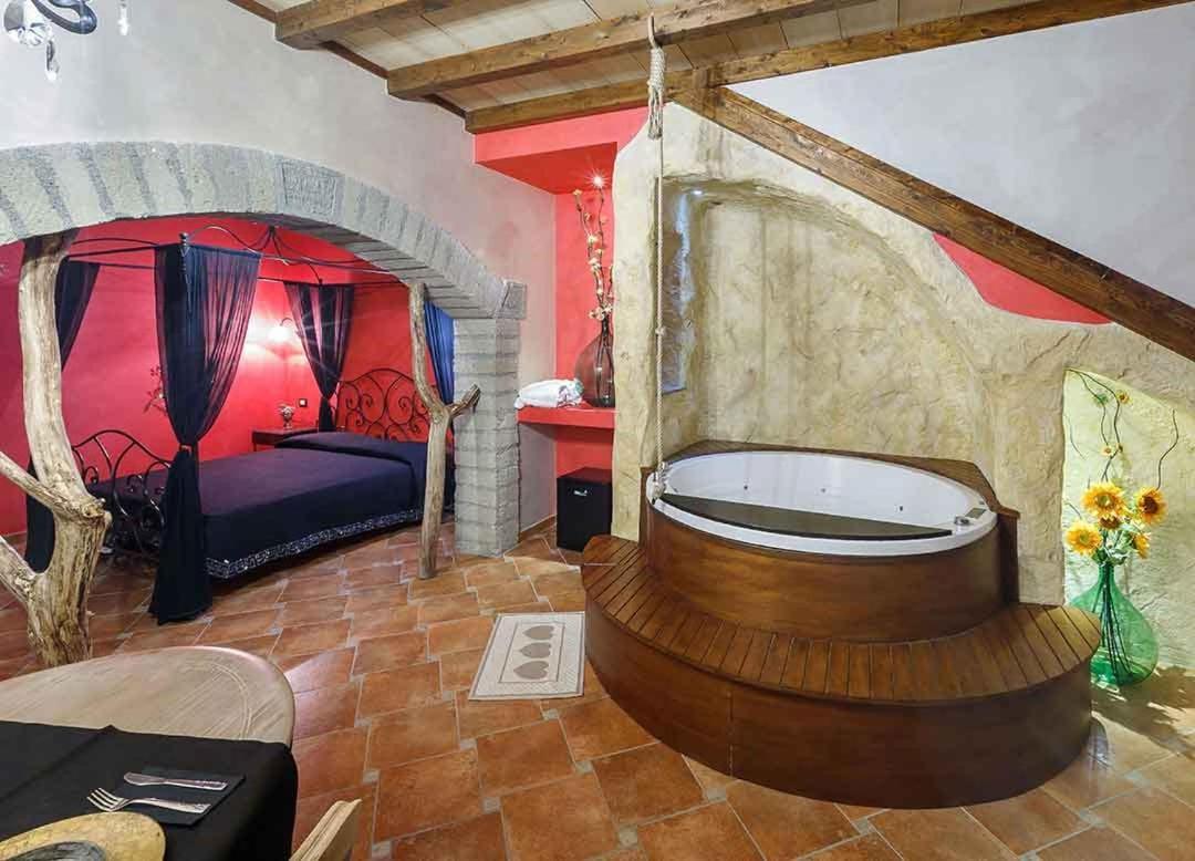 Il Giardino Dei Flintstones B&B Черветере Экстерьер фото